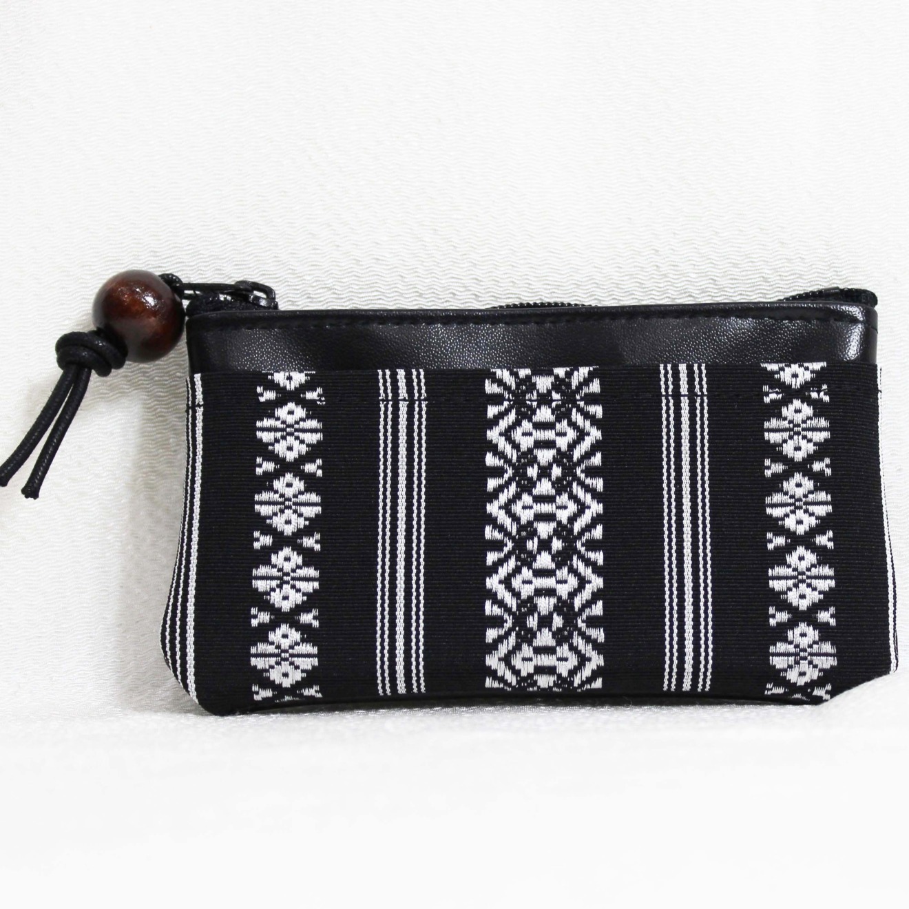 【限定商品】博多織 市松星柄献上オリジナル名刺入れ1 黒黒 限定商品 プレゼント お土産 人気商品 名刺入れ 黒⁄白｜西村織物 オンラインショップ｜博多帯・博多織 通販